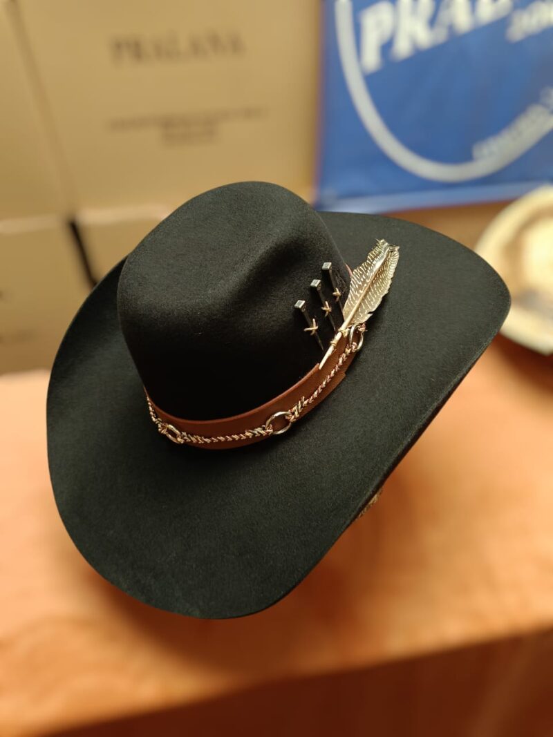 CHAPÉU MULADEIRO 3 CRAVOS PRETO PERSONALIZADO ABA GRANDE TAM 62