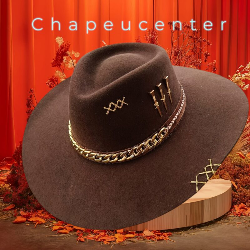 CHAPEU PERSONALIZADO 3 CRAVOS OURO ABA 10 MARROM TAM G