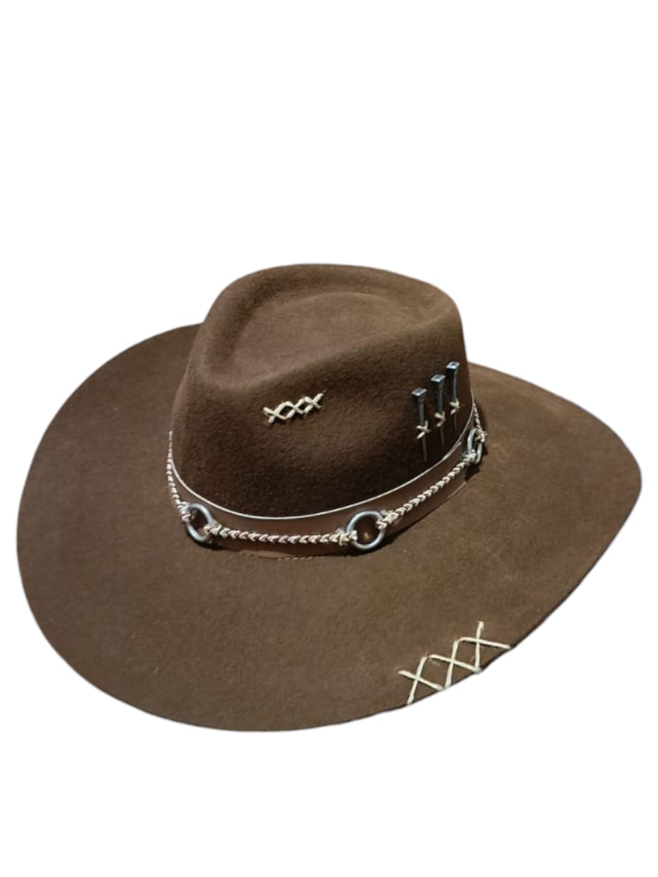 CHAPÉU 3 CRAVOS MARROM ABA 8,5 C/ BANDA DE ARGOLA TAM G