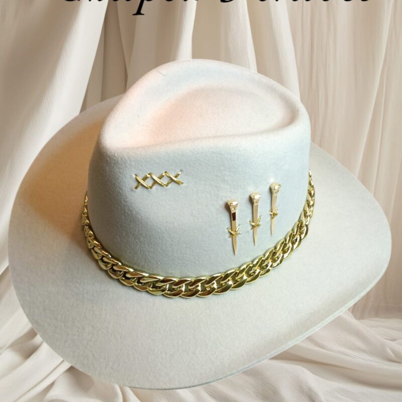 CHAPEU PERSONALIZADO 3 CRAVOS CORRENTE ABA 8,5 GELO TAM PP