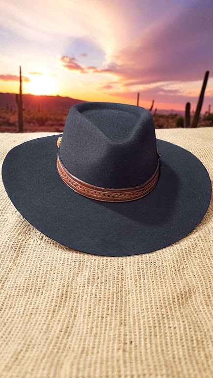 CHAPÉU PERSONALIZADO CASCA DE BALA PRETO ABA 10 TAM P