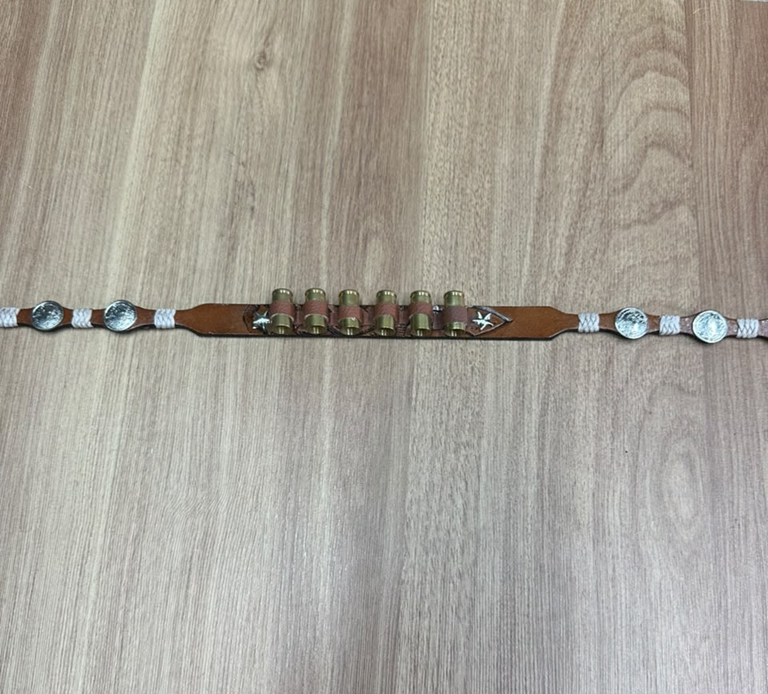 Bandinha De Chapéu Com Casca De Bala Moeda Marrom